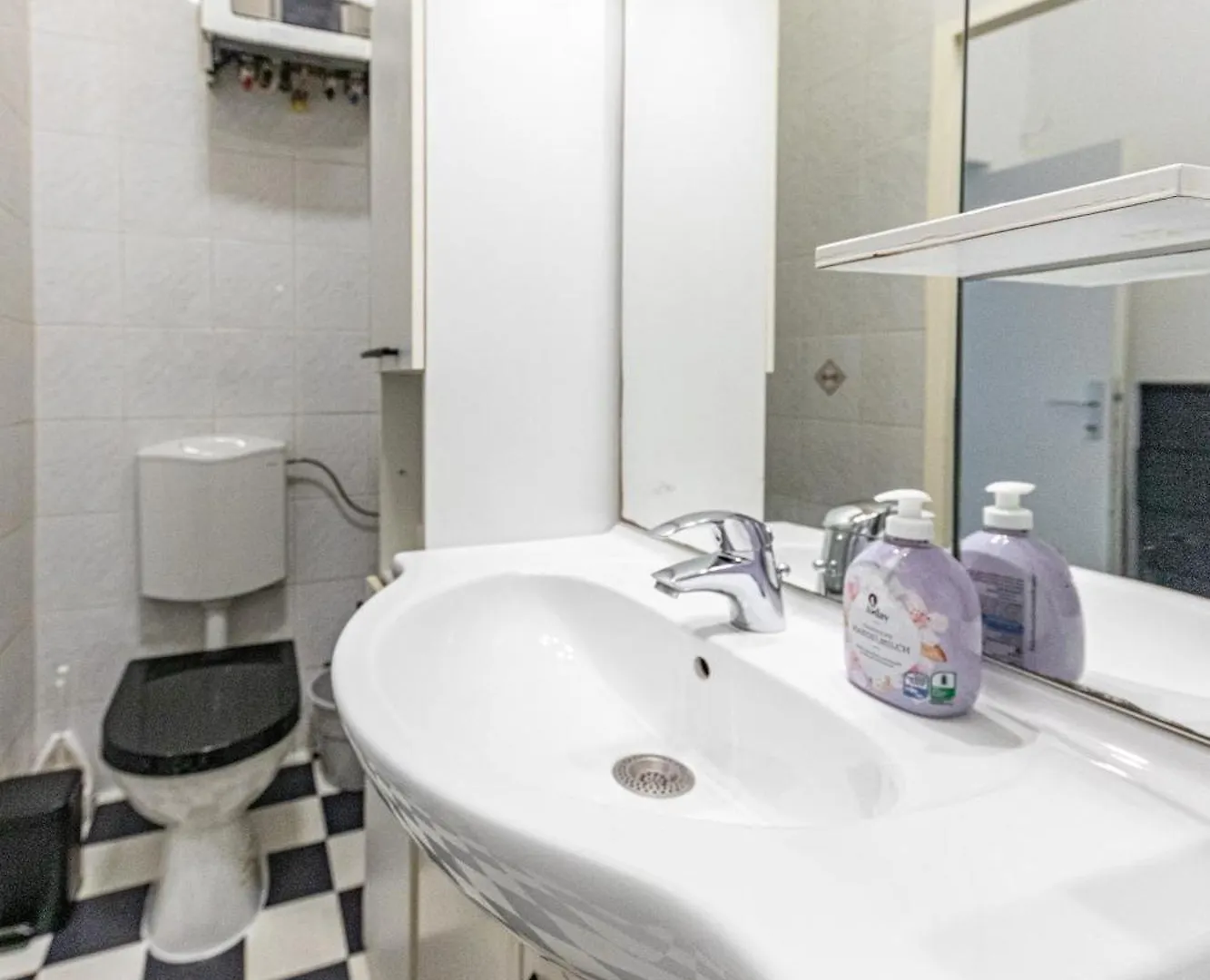 New Vienna Stay By Jr City Apartments