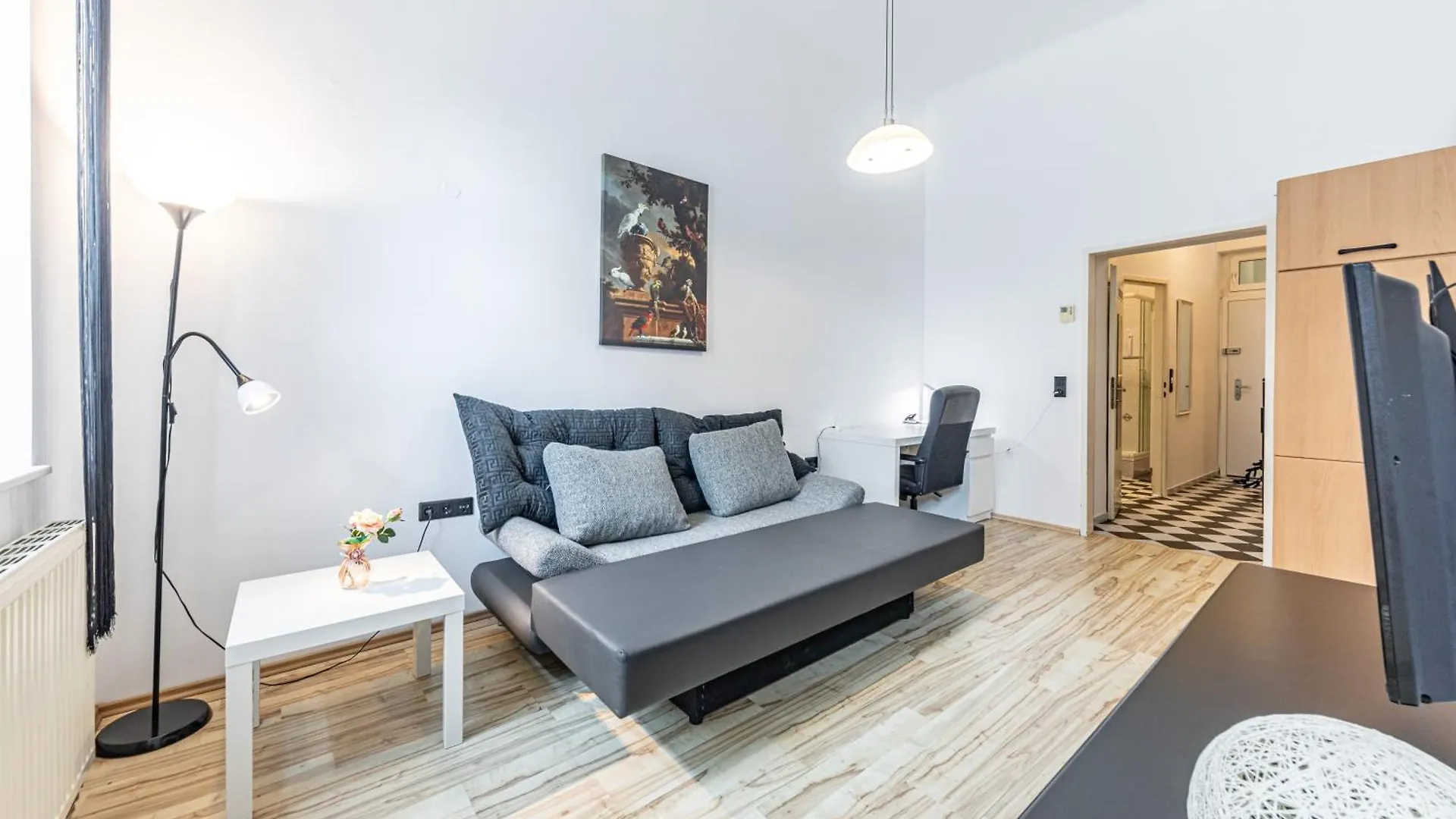 New Vienna Stay By Jr City Apartments